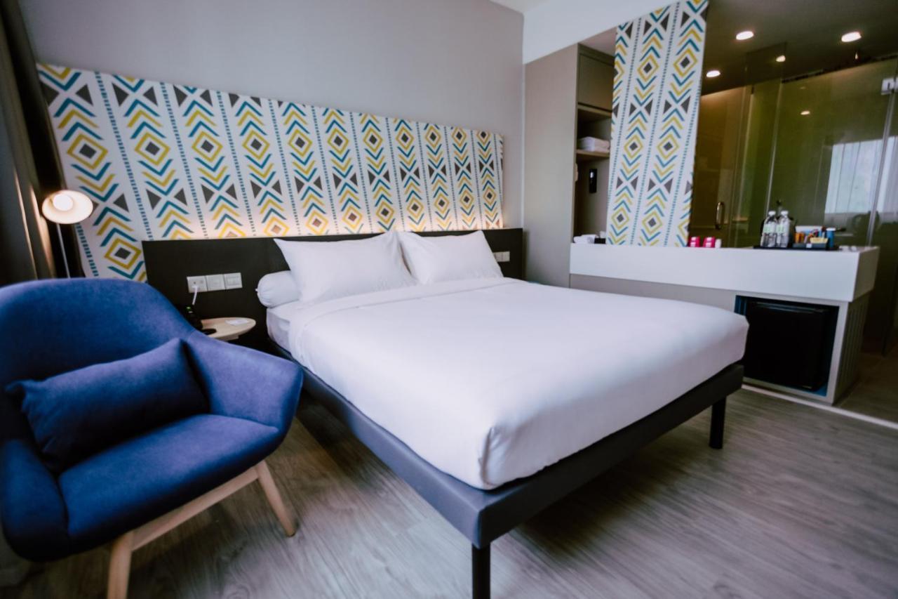 Hotel Ibis Styles Kota Bharu Exterior foto