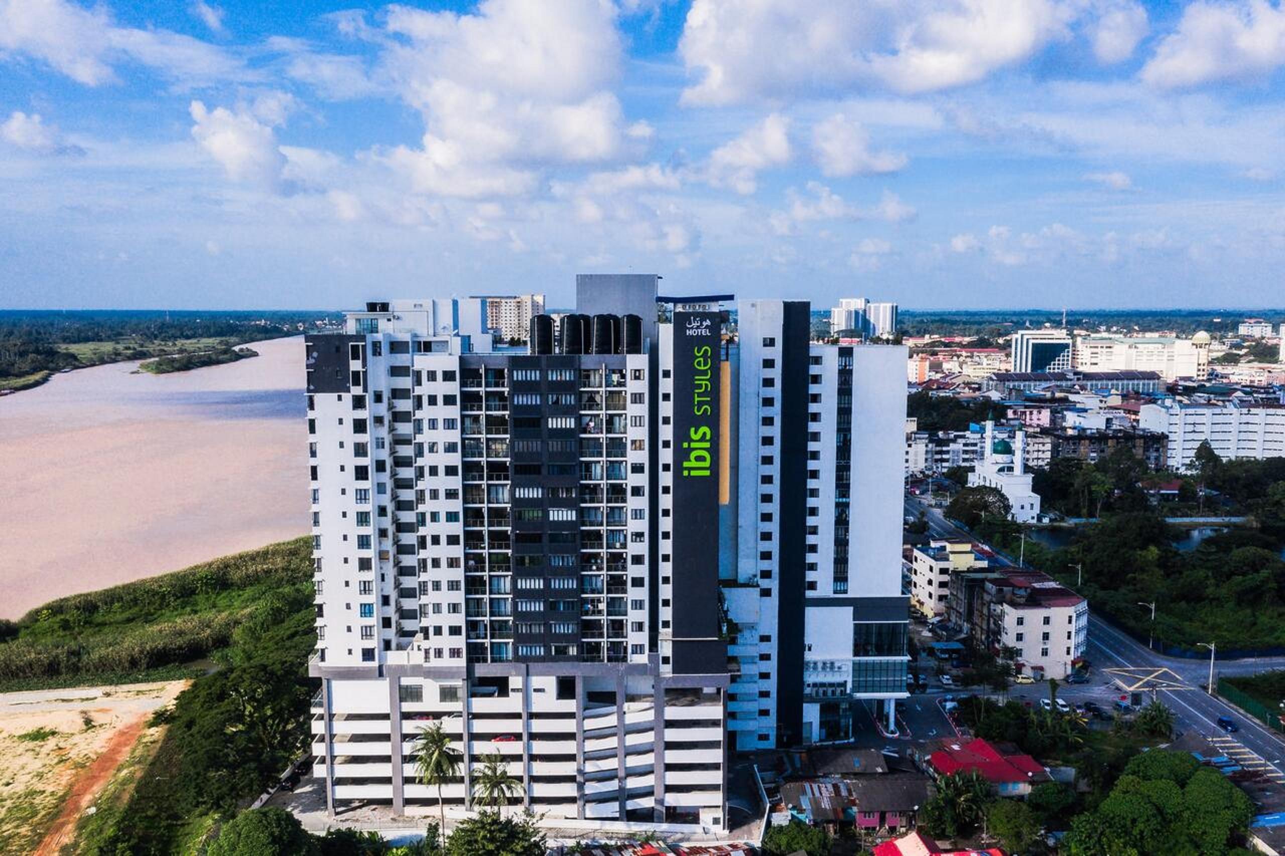 Hotel Ibis Styles Kota Bharu Exterior foto